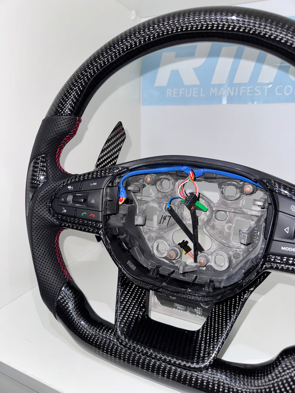 PROTON S70 X50 Carbon X steering with Carbon Paddle shifter