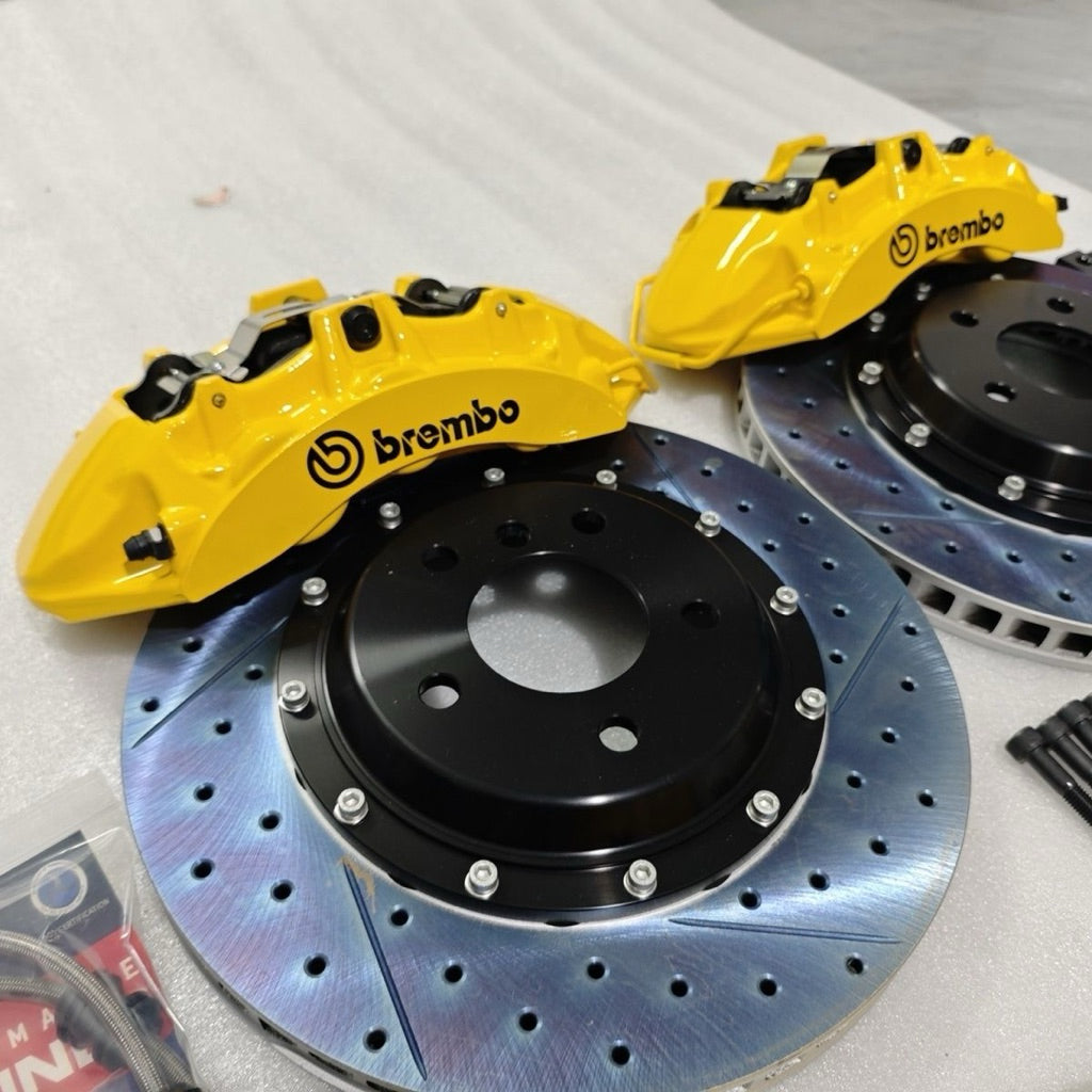 Brembo V6 6 pot suitable 18 inch brembo brake kit
